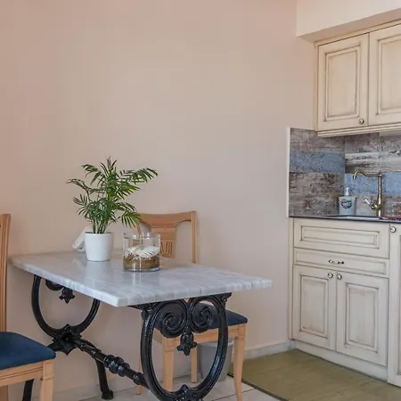 Pandora Apartmanhotel