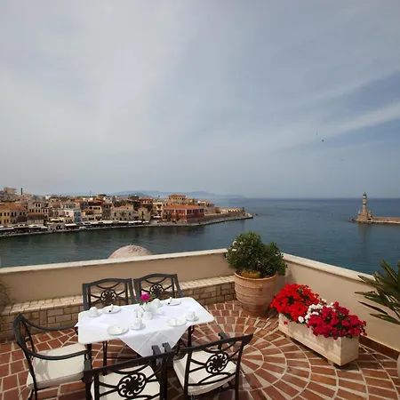 Lägenhetshotell Pandora 4*